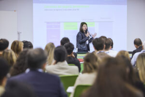 CUEC0564 1 300x200 - Ms. María José Cuenda, Commercial and Real Estate General Director of Aena, delivers a special lecture at ITAérea Madrid