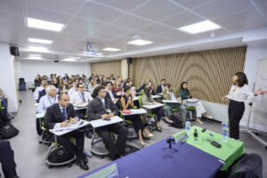 CUEC0864 1 300x200 - Ms. María José Cuenda, Commercial and Real Estate General Director of Aena, delivers a special lecture at ITAérea Madrid