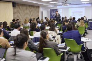 ITAérea Madrid welcomes the 2025–2027 class of the Official Executive MGDA in Madrid CUEC1614 1 300x200 - ITAérea Madrid welcomes the 2025–2027 class of the Official Executive MGDA in Madrid